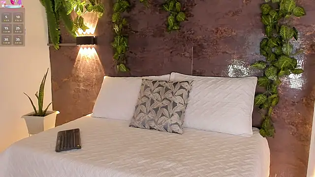 emily hunter12 online show from 03-13-26, 11:48