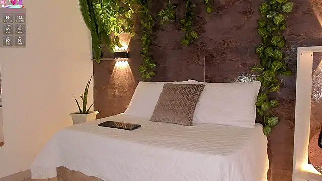 emily hunter12 online show from 03-16-26, 12:42