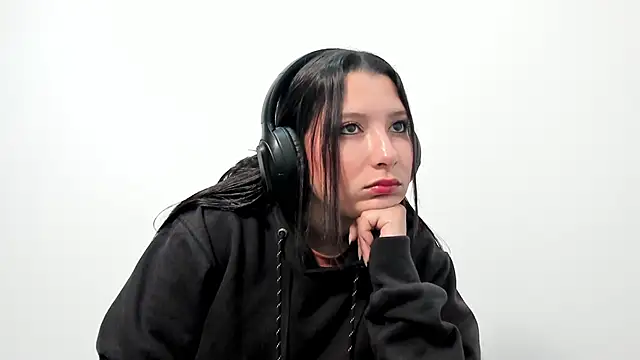 cami-01 online show from 10-12-25, 02:07