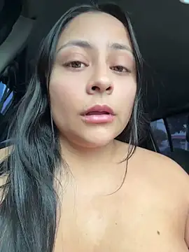 Snapshot of Sol_biglips chatting on 04-24-26, 03:14 Sol biglips online show from 04-24-26, 03:14