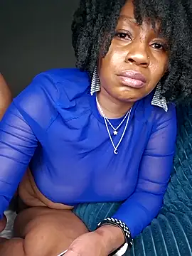 Snapshot of playgirlmc chatting on 10-16-25, 04:04 playgirlmc online show from 10-16-25, 04:04