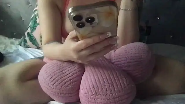 femmefatalebabe online show from 06-10-26, 07:59