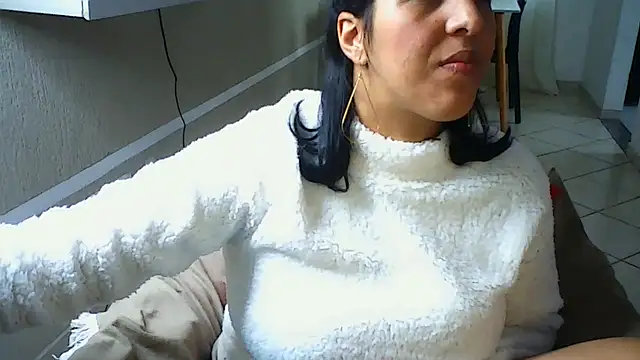 Indiadeusa online show from 07-13-26, 04:17