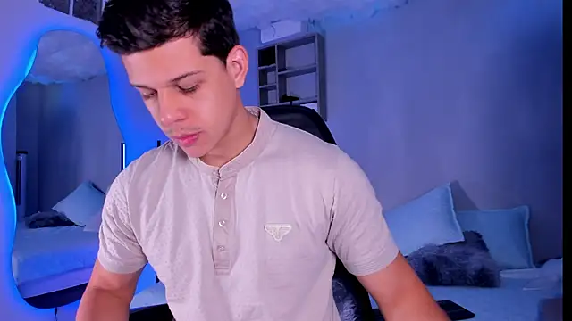 MarcoSullivan online show from 11-15-25, 01:37