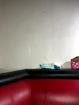 Azuna25 online show from 10-26-25, 04:29