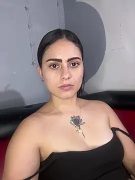 Azuna25 online show from 06-17-26, 12:21