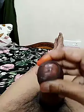 AUNTY1984 online show from 10-02-25, 06:39