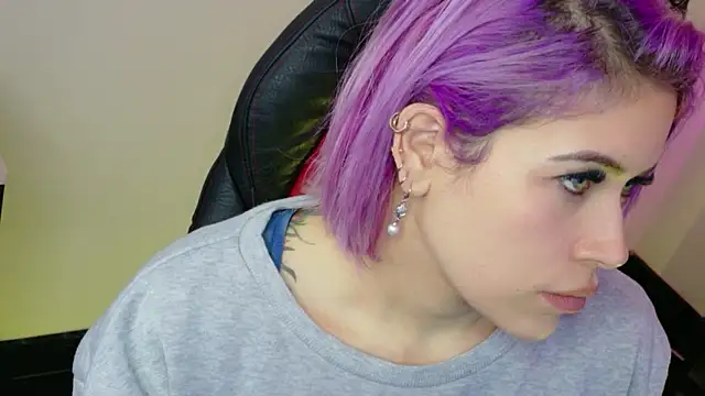 Snapshot of Natalia_Montoya chatting on 06-16-26, 03:06 Natalia Montoya online show from 06-16-26, 03:06