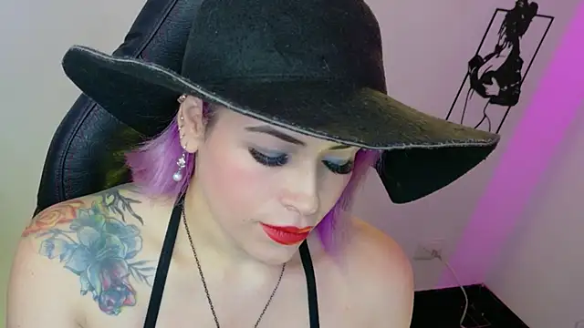 Snapshot of Natalia_Montoya chatting on 06-20-26, 09:47 Natalia Montoya online show from 06-20-26, 09:47
