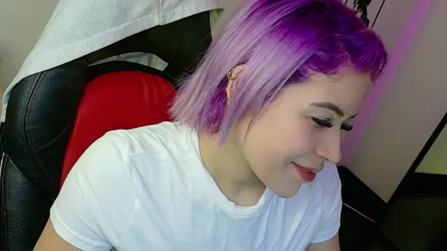 Natalia Montoya online show from 04-19-26, 07:42