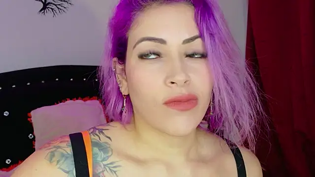 Natalia Montoya online show from 05-18-26, 04:29