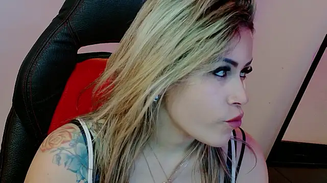 Natalia Montoya online show from 01-12-26, 05:14