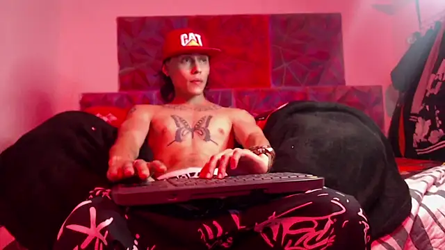 bix couples online show from 12-21-25, 04:36