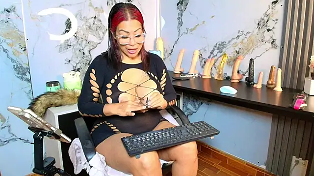 AlixLong online show from 02-03-26, 03:15