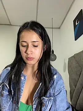 AnithaFigueroa1 online show from 12-28-24, 03:47