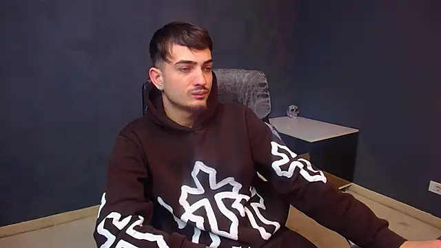 Snapshot of BrandonTate chatting on 03-02-26, 05:08 BrandonTate online show from 03-02-26, 05:08