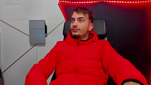 Snapshot of BrandonTate chatting on 02-03-26, 06:40 BrandonTate online show from 02-03-26, 06:40