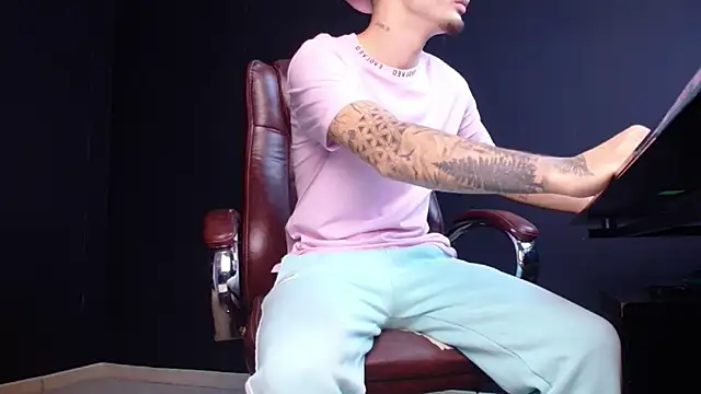 BrandonTate online show from 10-30-25, 05:39