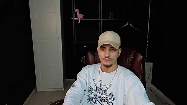 Snapshot of BrandonTate chatting on 02-17-26, 10:56 BrandonTate online show from 02-17-26, 10:56