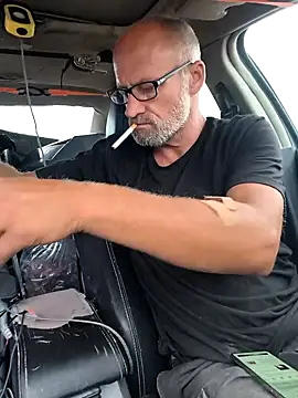 FloppyPickle4u online show from 03-31-26, 03:47