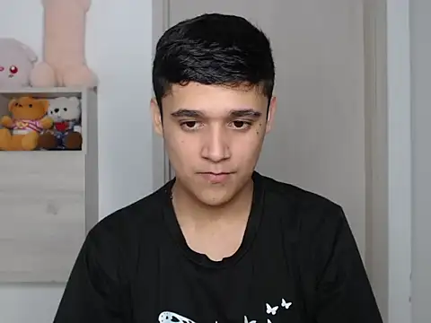 kaiine190 online show from 12-03-25, 06:03