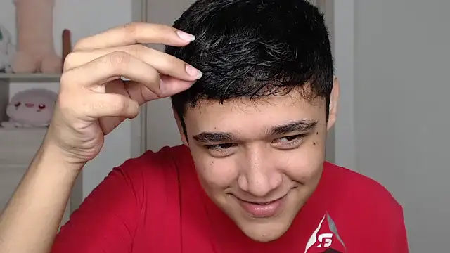 kaiine190 online show from 12-15-25, 11:42