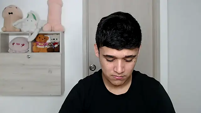 kaiine190 online show from 11-26-25, 07:14