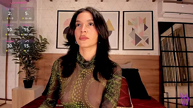 LunaRuso online show from 10-19-25, 08:11