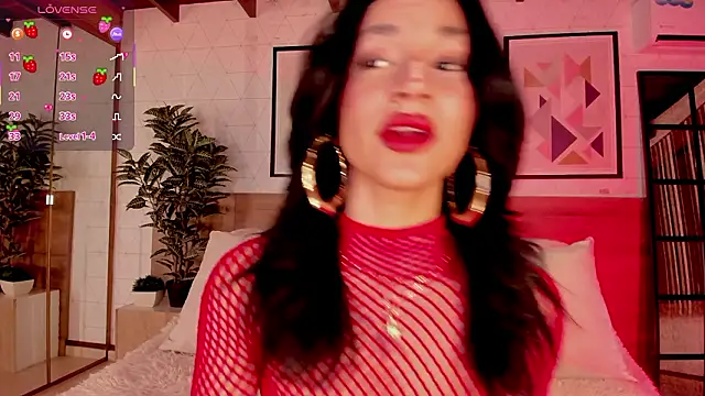 LunaRuso online show from 02-07-26, 07:44