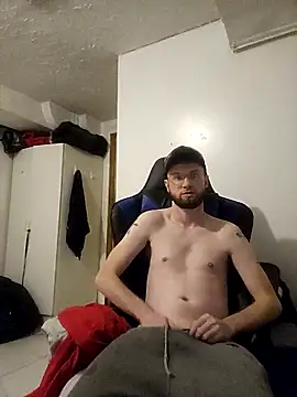 Snapshot of Talenjames4 chatting on 10-29-25, 04:39 Talenjames4 online show from 10-29-25, 04:39