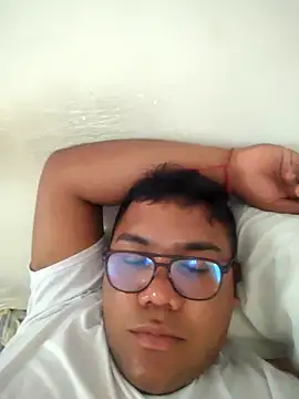 juniorxxx14 online show from 02-17-26, 07:55