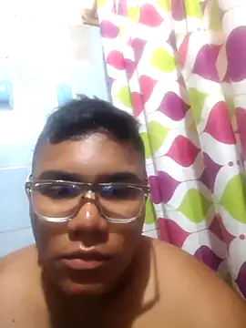 juniorxxx14 online show from 04-13-26, 03:49