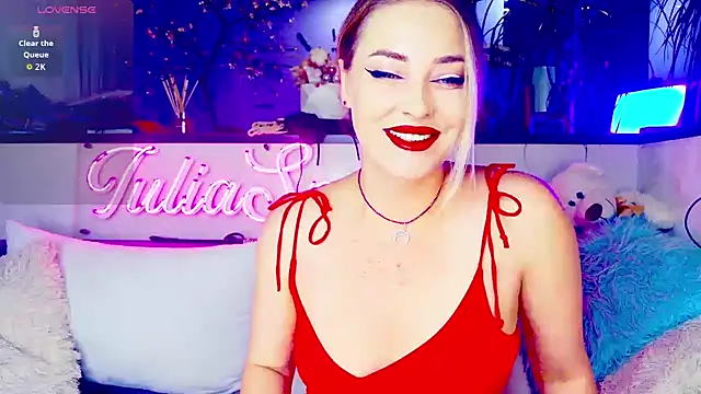  JuliaSpace  online show from 10-11-25, 04:08