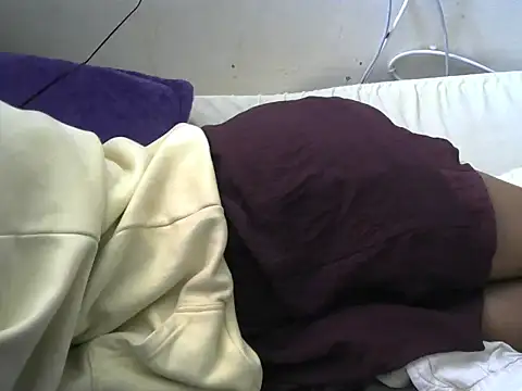 Ma-yolo001 online show from 10-02-25, 08:18