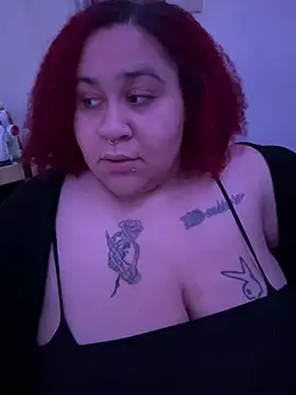 Snapshot of Juicyjordie chatting on 02-06-25, 08:07 Juicyjordie online show from 02-06-25, 08:07