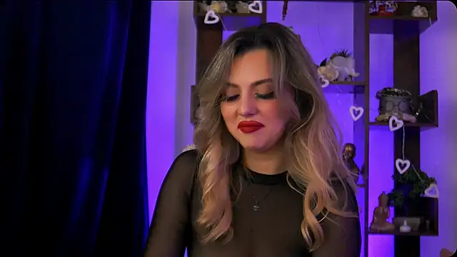 Snapshot of Bailey_Evans chatting on 11-22-25, 04:44 Bailey Evans online show from 11-22-25, 04:44