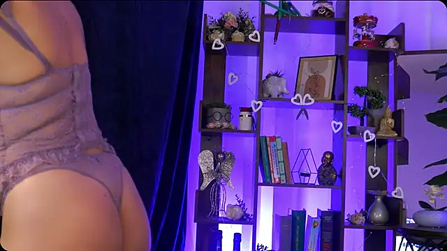 Snapshot of Bailey_Evans chatting on 09-16-25, 04:02 Bailey Evans online show from 09-16-25, 04:02