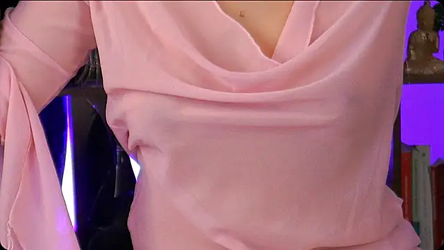 Snapshot of Bailey_Evans chatting on 11-05-25, 06:27 Bailey Evans online show from 11-05-25, 06:27