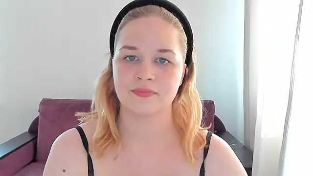 Snapshot of AlicePopsy chatting on 06-09-26, 04:41 AlicePopsy online show from 06-09-26, 04:41