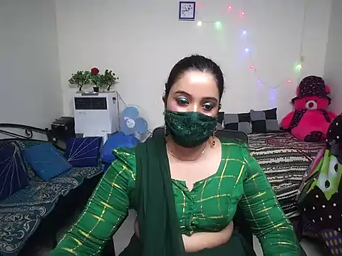 Snapshot of Arushisingh8888 chatting on 02-21-25, 11:44 Arushisingh8888 online show from 02-21-25, 11:44