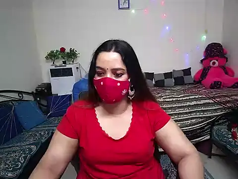 Snapshot of Arushisingh8888 chatting on 02-14-25, 12:47 Arushisingh8888 online show from 02-14-25, 12:47
