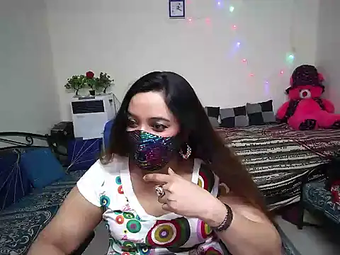 Snapshot of Arushisingh8888 chatting on 02-15-25, 08:44 Arushisingh8888 online show from 02-15-25, 08:44