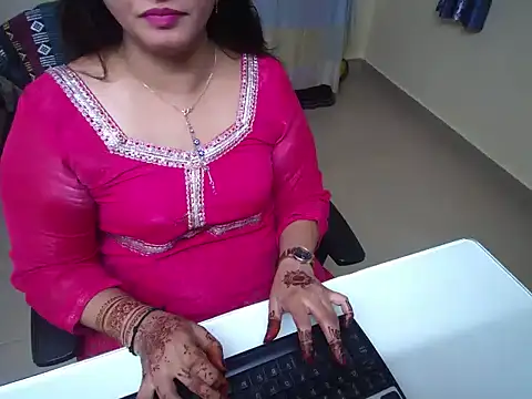 Snapshot of Arushisingh8888 chatting on 09-27-25, 11:05 Arushisingh8888 online show from 09-27-25, 11:05