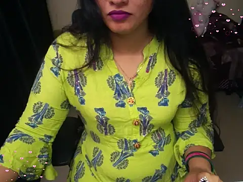 Arushisingh8888 online show from 02-10-26, 01:43