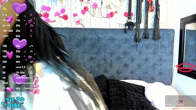 Snapshot of Neko_Misaki chatting on 10-05-25, 11:45 Neko Misaki online show from 10-05-25, 11:45