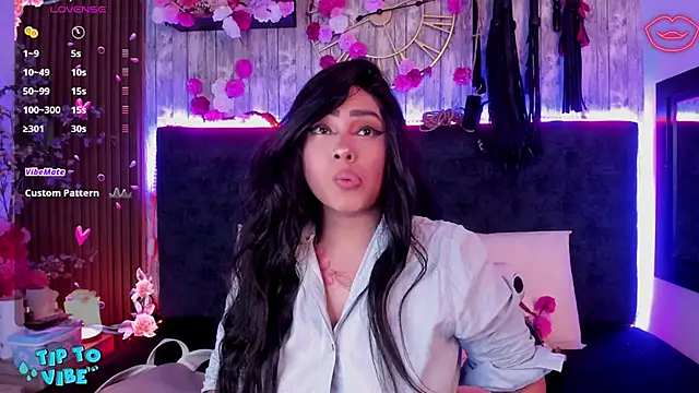 Neko Misaki online show from 11-20-25, 02:29