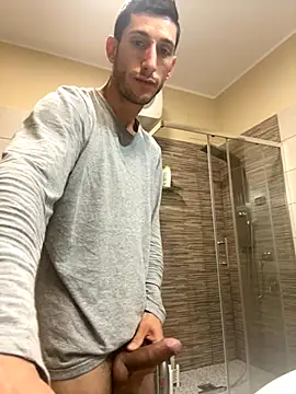 Gionnytav online show from 12-05-25, 04:44