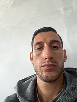 Snapshot of Gionnytav chatting on 10-22-25, 08:58 Gionnytav online show from 10-22-25, 08:58