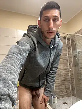 Gionnytav online show from 11-29-25, 04:56