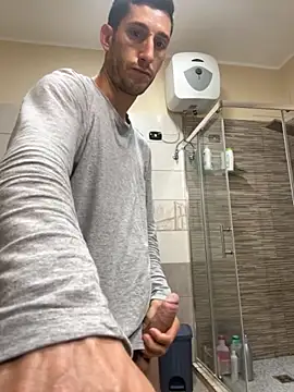 Gionnytav online show from 11-19-25, 04:34